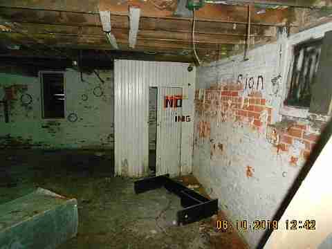 9727 Dundee (28)_m.jpg